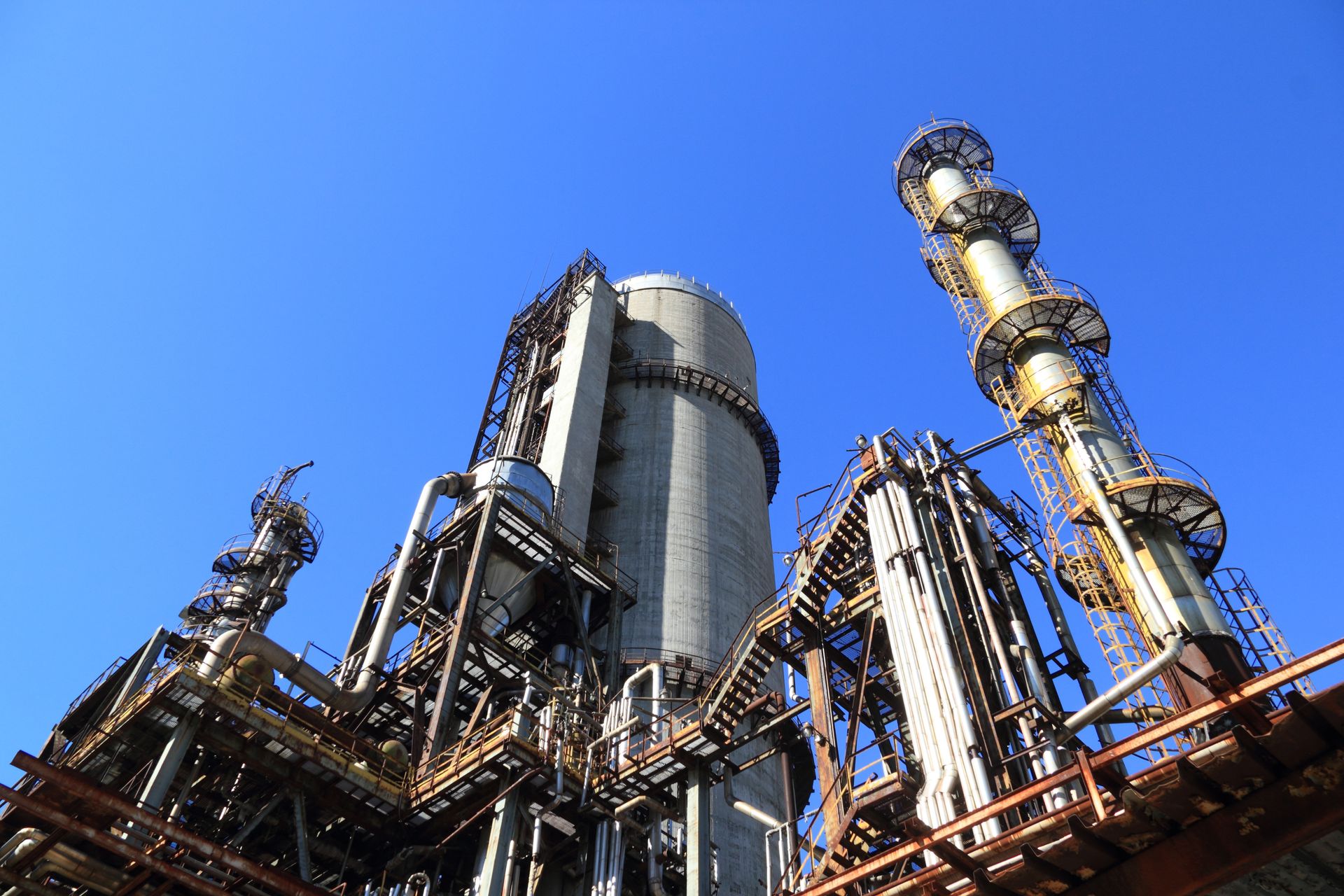 Industrial chemical plant